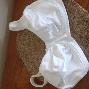 Glamorize underwire bra